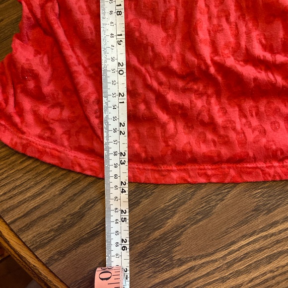 ❤️🫶🏼South Pole V-Neck Top🫶🏼❤️ - Picture 4 of 13